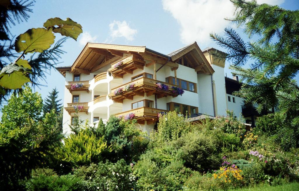 Landhotel Eva Kirchberg in Tirol Luaran gambar